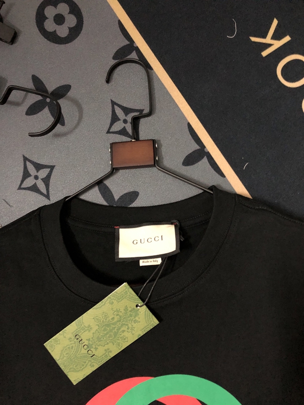 ブランドTシャツ細部ディテール